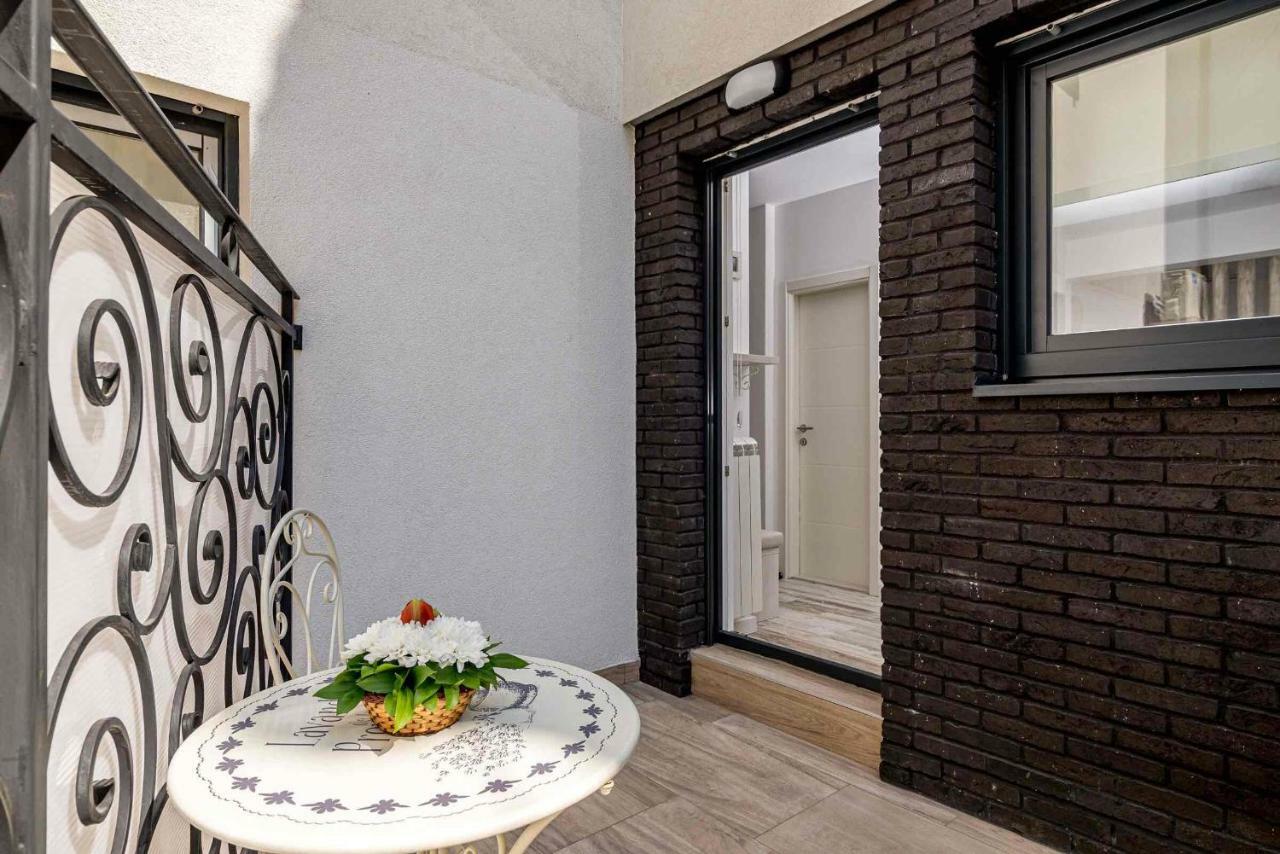 Apartament Joli Belgrad Zewnętrze zdjęcie